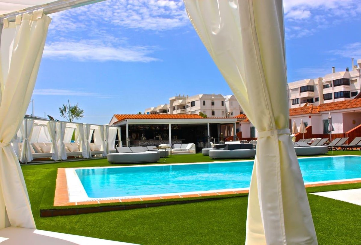 Las perfectas vacaciones de sol para hombres en Gran Canaria